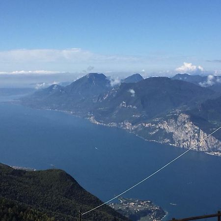 La Virgola Apartments Brenzone sul Garda Ngoại thất bức ảnh