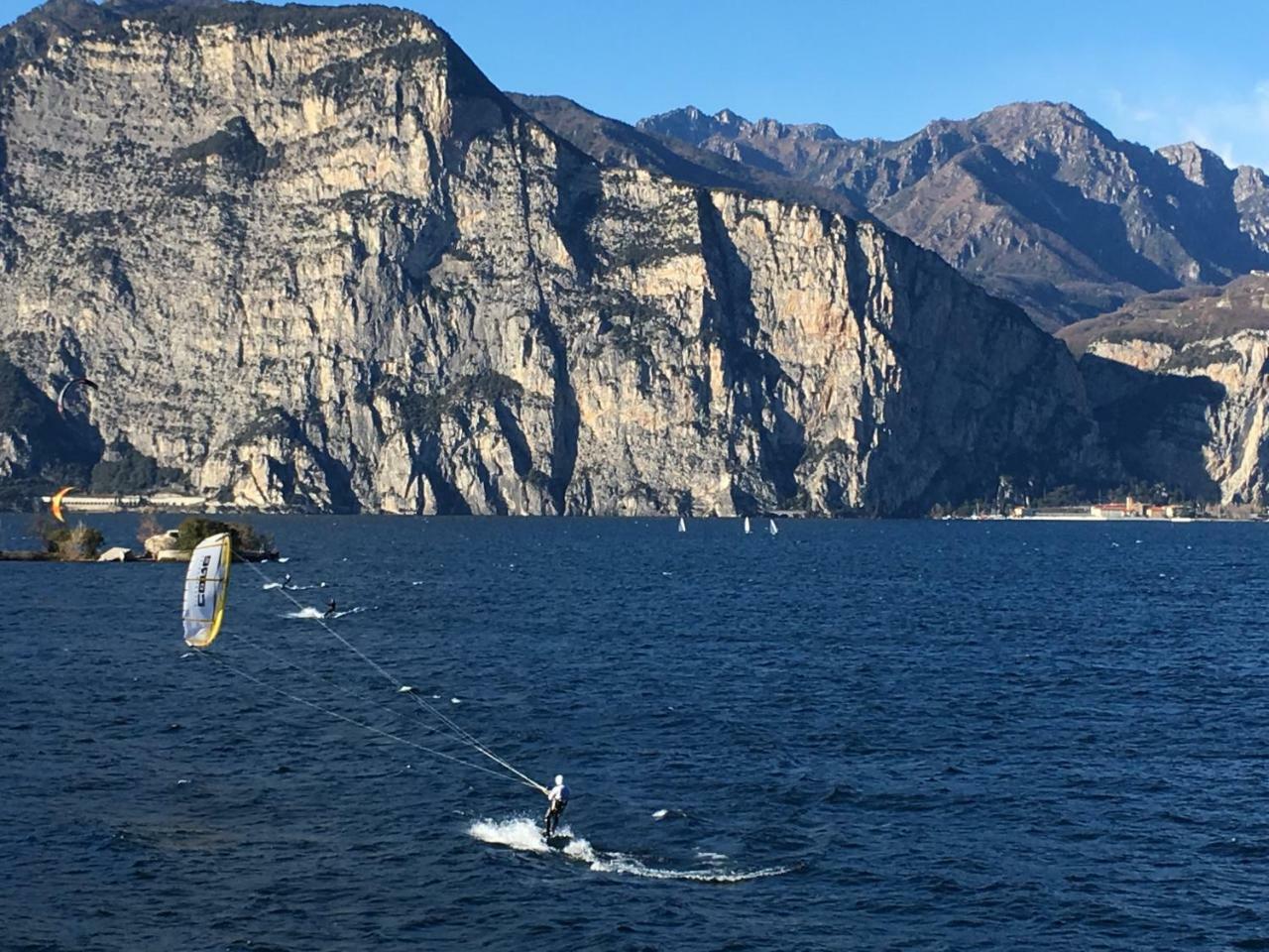 La Virgola Apartments Brenzone sul Garda Ngoại thất bức ảnh